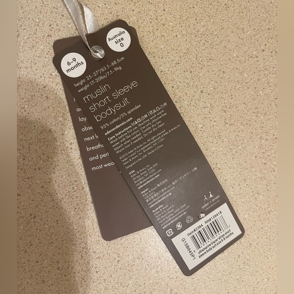 NEW! • Aden and Anais • Muslim Short Sleeve Bodysuit | 6-9 months - Picture 7 of 7